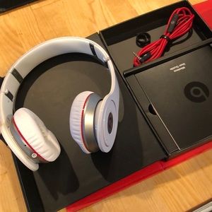 Beats Wireless Headphones